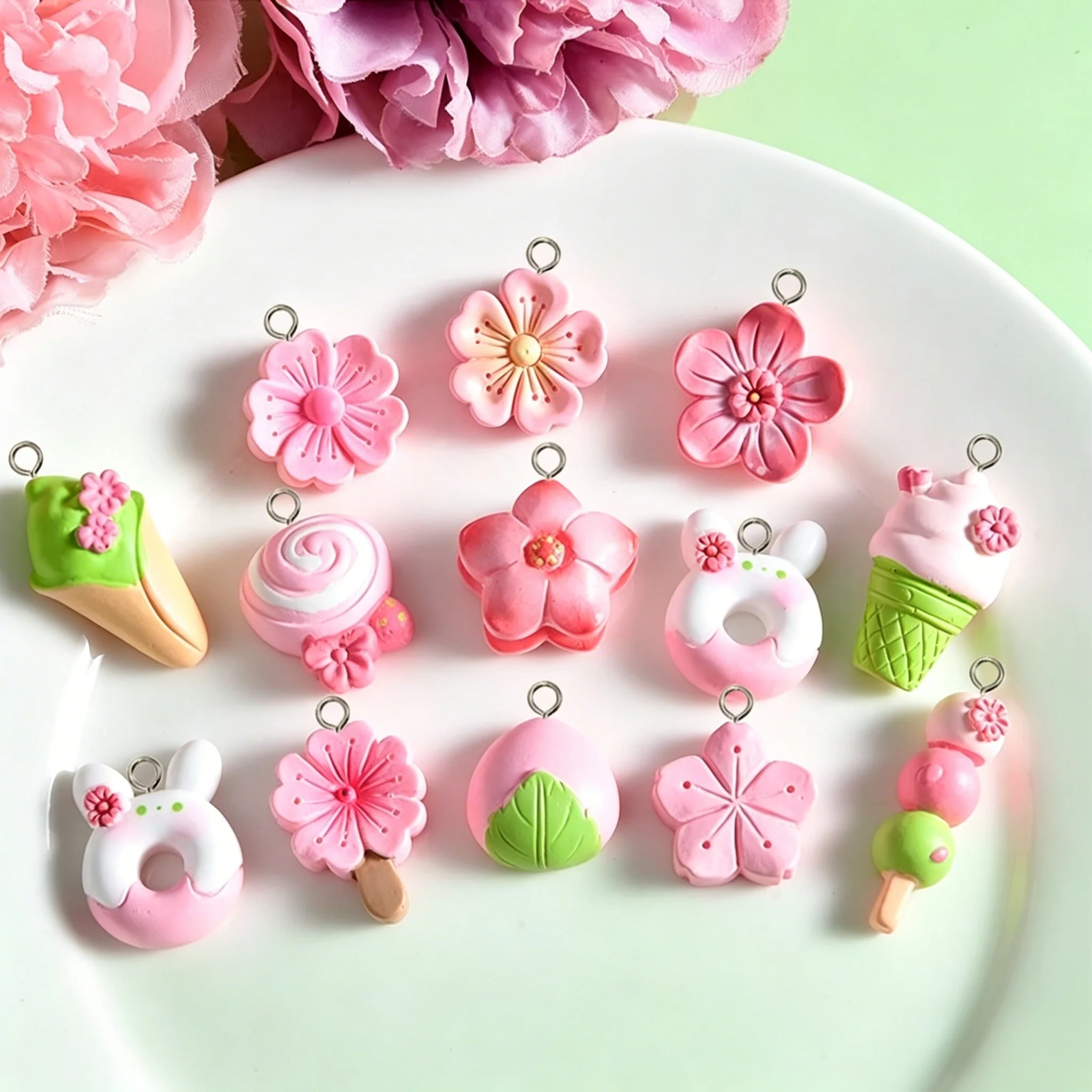 Resin Craft Supplies - 10Pcs Mixed Sweet Resin Pendants Ice