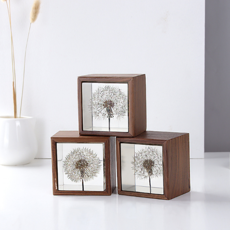 Dandelion preserved fresh flow - огляд і ціна Flower Preservation Resin