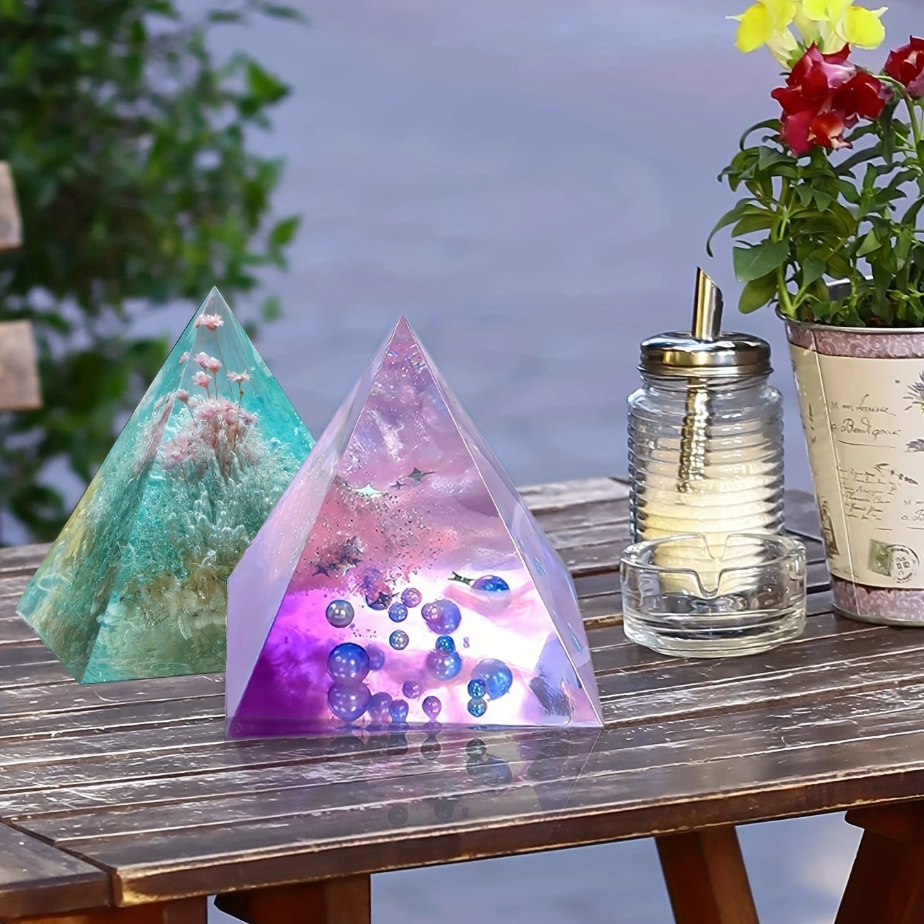 5pc - Pyramid Resin Molds of V - огляд і ціна Resin Jewelry Kit