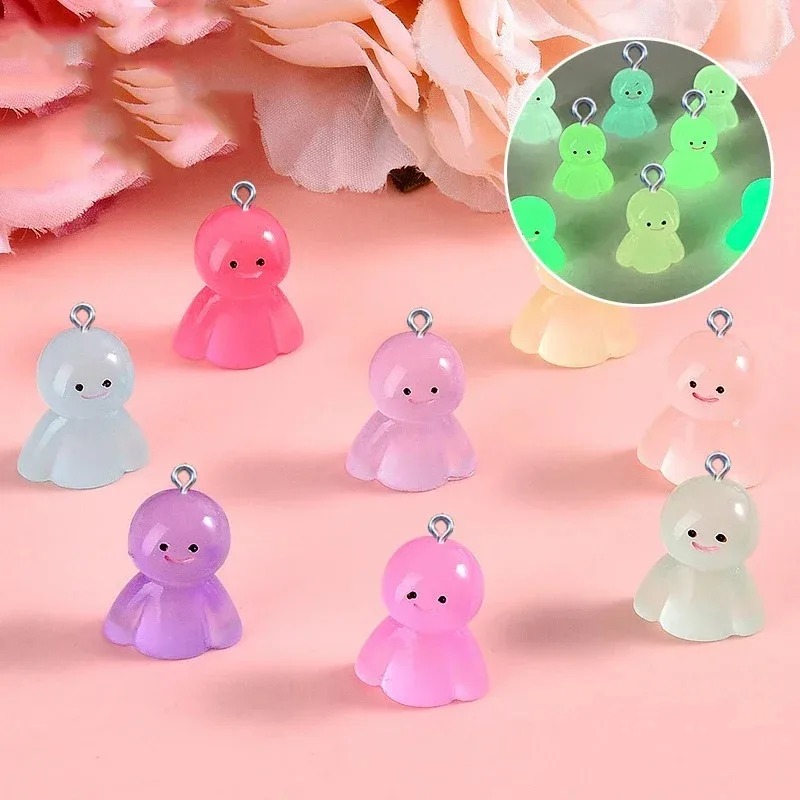 10Pcs Glow In Dark Cartoon Dol - огляд і ціна Resin Craft Material