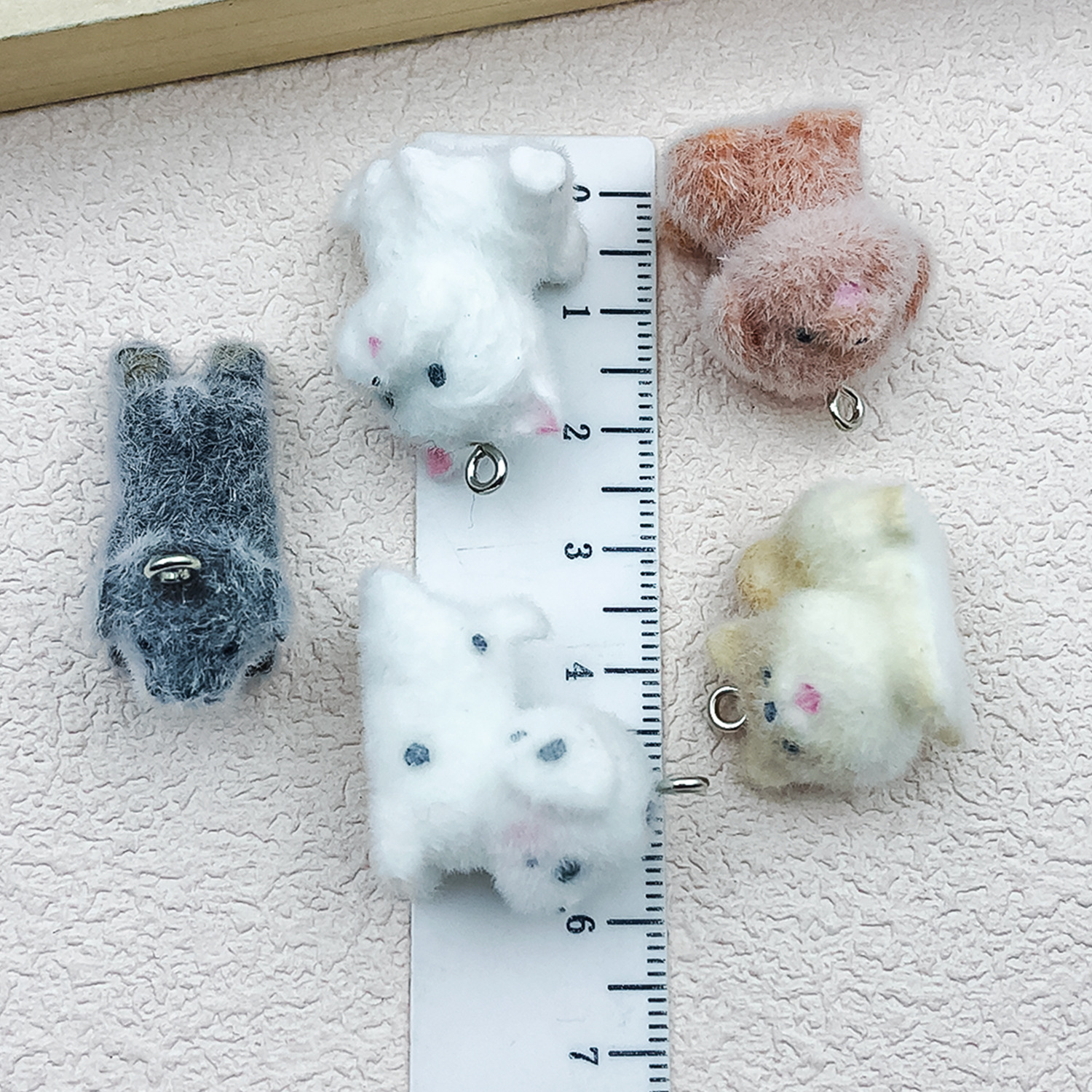 5pcs&1pc Flocked Resin Animal  - огляд і ціна Resin Craft Material