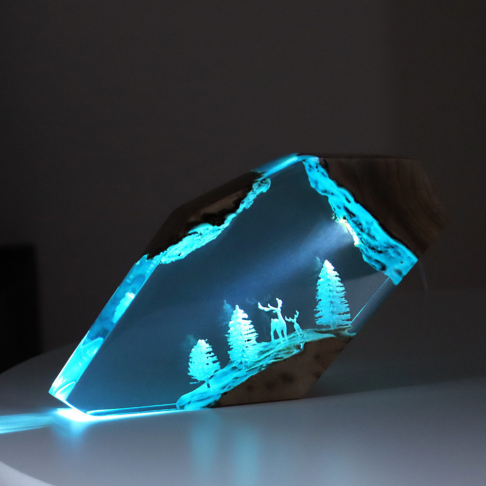 Forest Fairy Deer Desktop Art  - огляд і ціна Crafting Resin